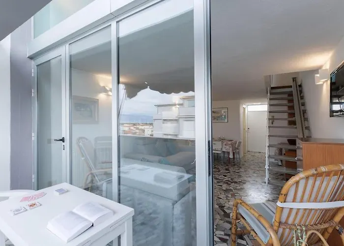 Duca D'aosta - Il Soffio Del Mare Διαμέρισμα Βιαρέτζιο